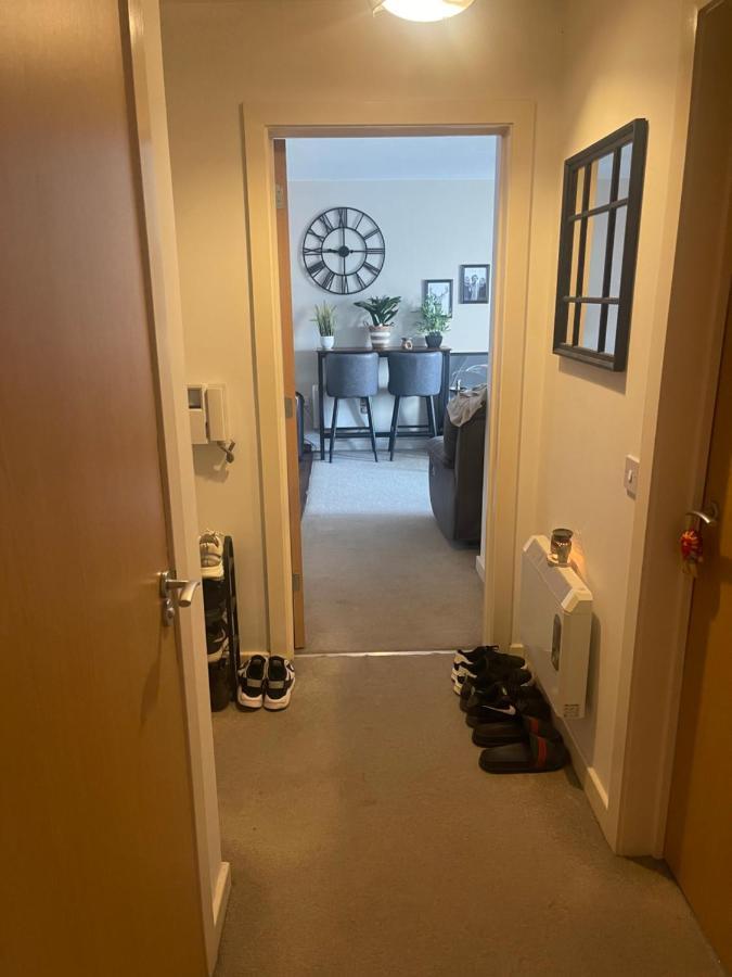 This Apartment Is No Longer Available! Manchester Bagian luar foto